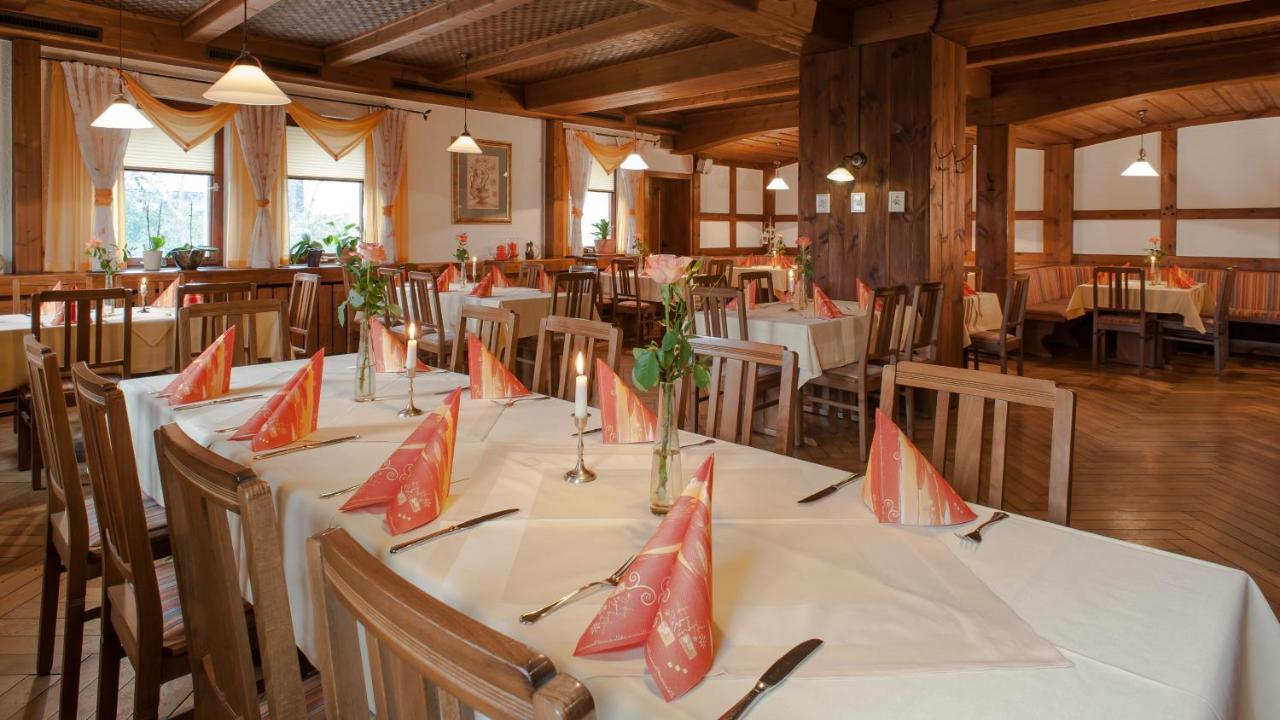 Gasthof Sauerteig Rödental Exterior foto